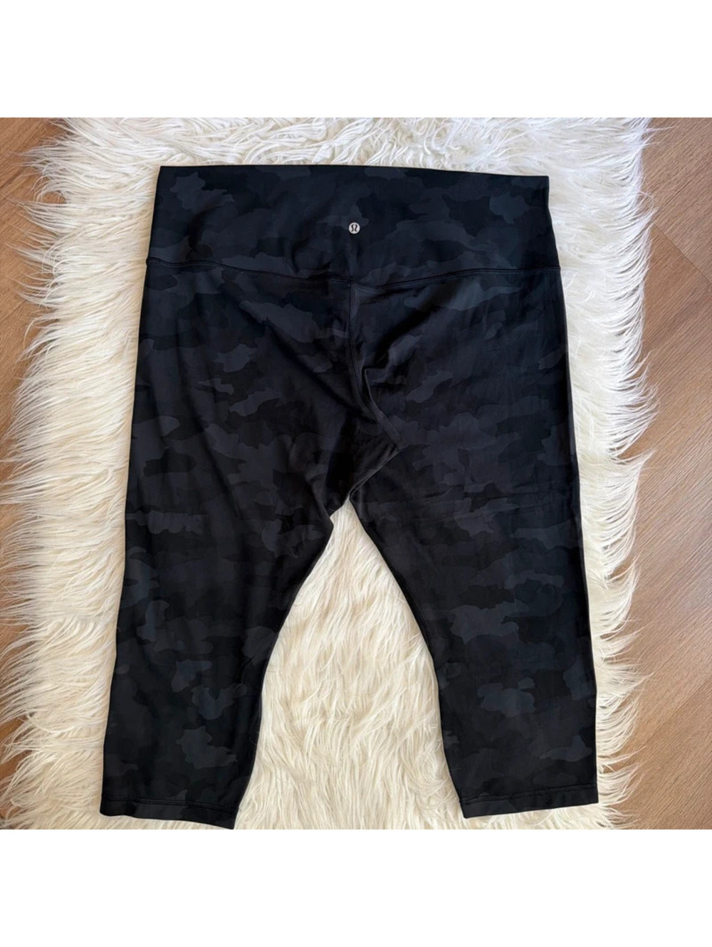 Lululemon Align leggings 21”size  20